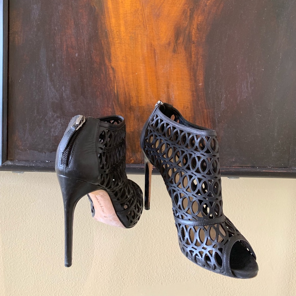 Alexandre Birman black booties size 38